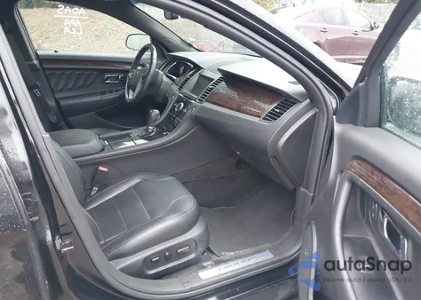 2015 Ford Taurus Limited z USA, uszkodzony, nr VIN 1FAHP2F81FG161163